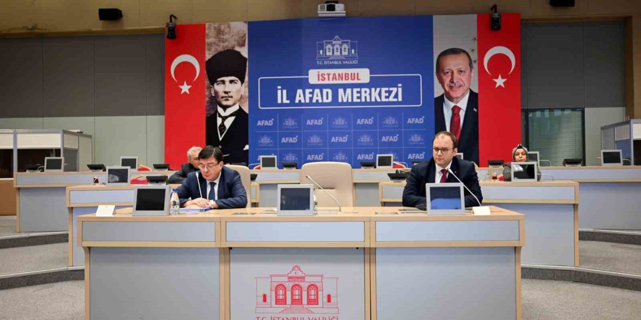 İSTANBUL VALİLİĞİ VE İL SAĞLIK MÜDÜRLÜĞÜNDEN "FERMUAR SİSTEMİ" TOPLANTISI