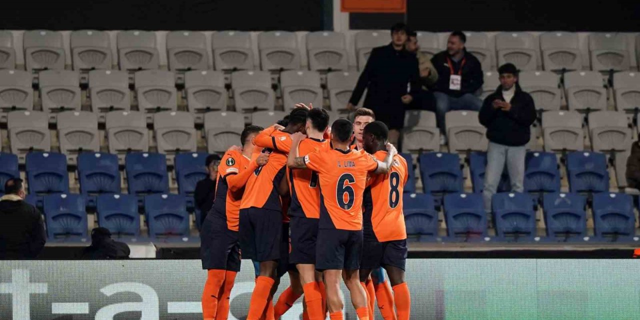 UEFA KONFERANS LİGİ: BAŞAKŞEHİR: 2 - HEİDENHEİM: 0 (İLK YARI)