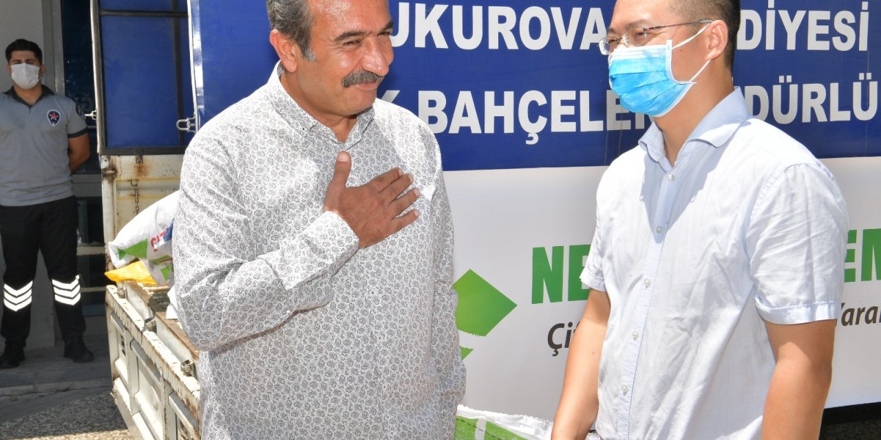 ÇUKUROVA BELEDİYESİ'NDEN BESİCİLERE YEM DESTEĞİ