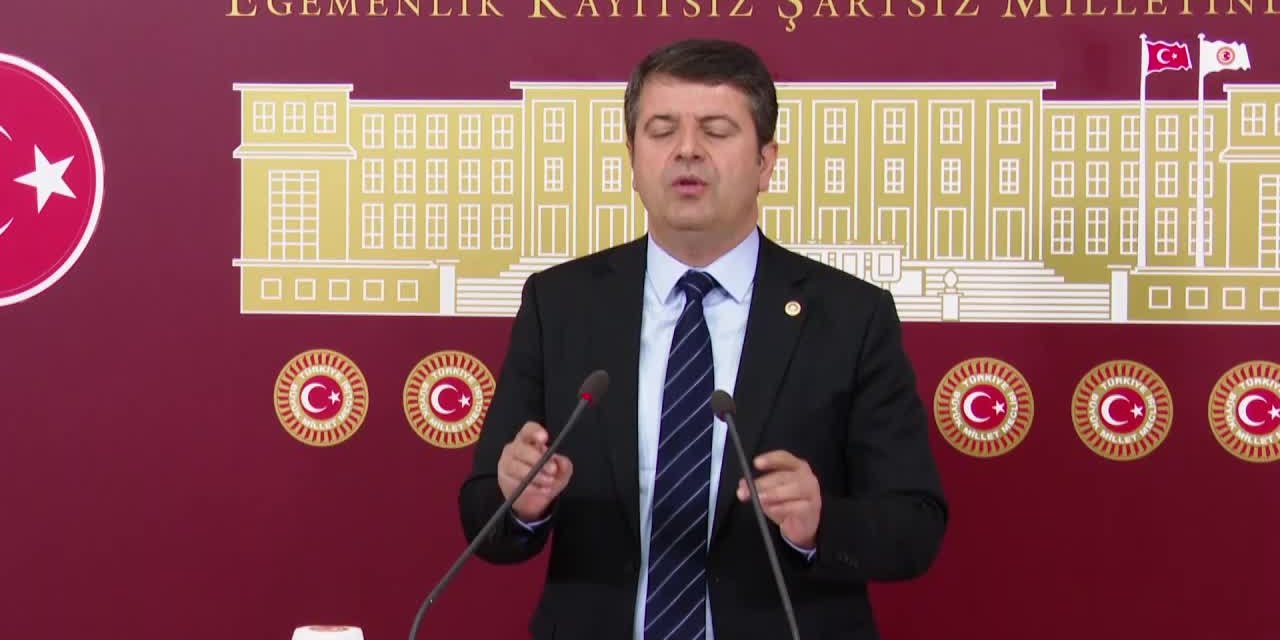 CHP'Lİ TUTDERE'DEN, TÜTÜNCÜLERİN TUTUKLANMASINA TEPKİ: "TÜRKİYE'Yİ SOYANLAR DIŞARIDA, TÜTÜNCÜİÇERDE"