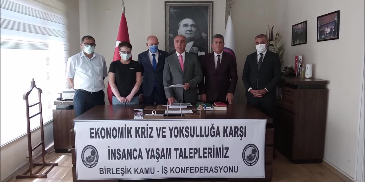 BİRLEŞİK KAMU-İŞ ZAM TALEBİNİ AÇIKLADI: YÜZDE 30 SEYYANEN, 2022 VE 2023 İÇİN YÜZDE 30’AR ZAM