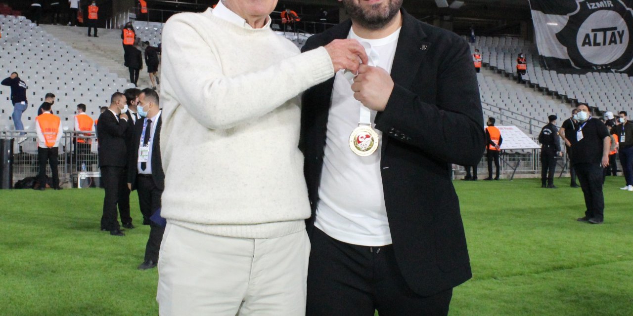 ALTAY, YOLA MUSTAFA DENİZLİİLE DEVAM EDECEK