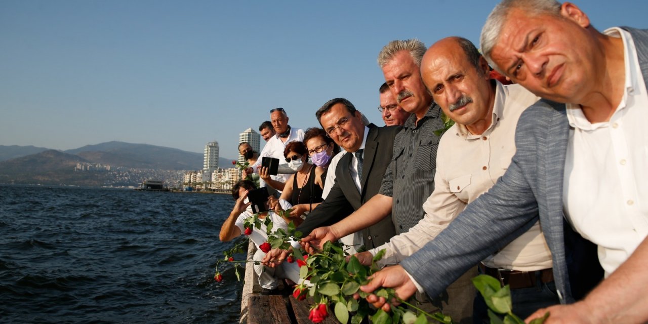 SREBRENİTSA KATLİAMI KURBANLARI KONAK'TA ANILDI