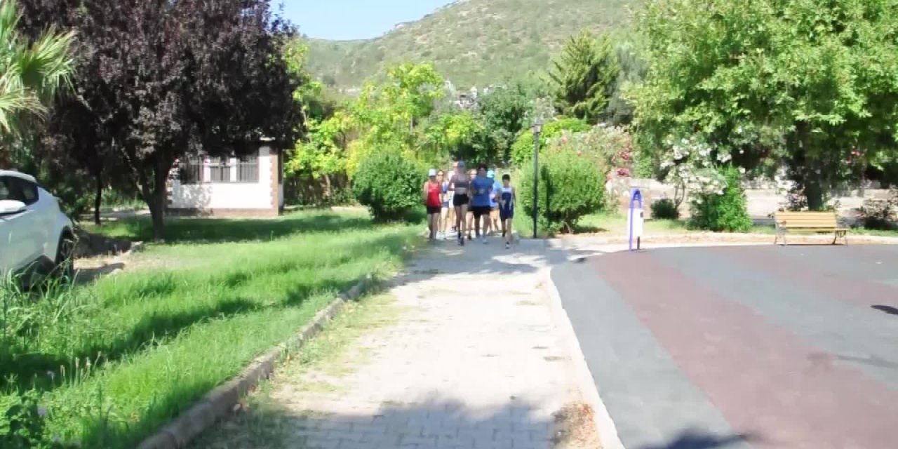 PİSTLERİ YOK, AMA ONLARCA REKOR VE ŞAMPİYONLUKLARI VAR