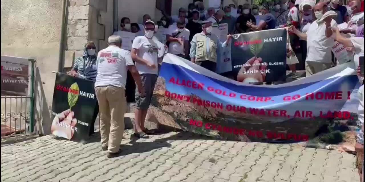 KEMALİYELİLER TOPRAKLARINDA MADEN OCAĞI İSTEMİYOR: "O KÖY BİZİM KÖYÜMÜZDÜR"