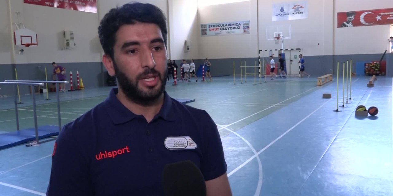 ESENYURT BELEDİYESİ, GENÇLERİ SPOR AKADEMİLERİNE HAZIRLIYOR