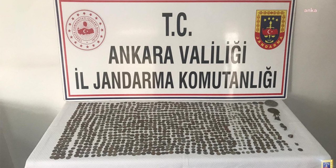 JANDARMA'DAN TARİHİ ESER OPERASYONU: "1207 SİKKE ELE GEÇİRİLDİ, 8 ŞÜPHELİ YAKALANDI"