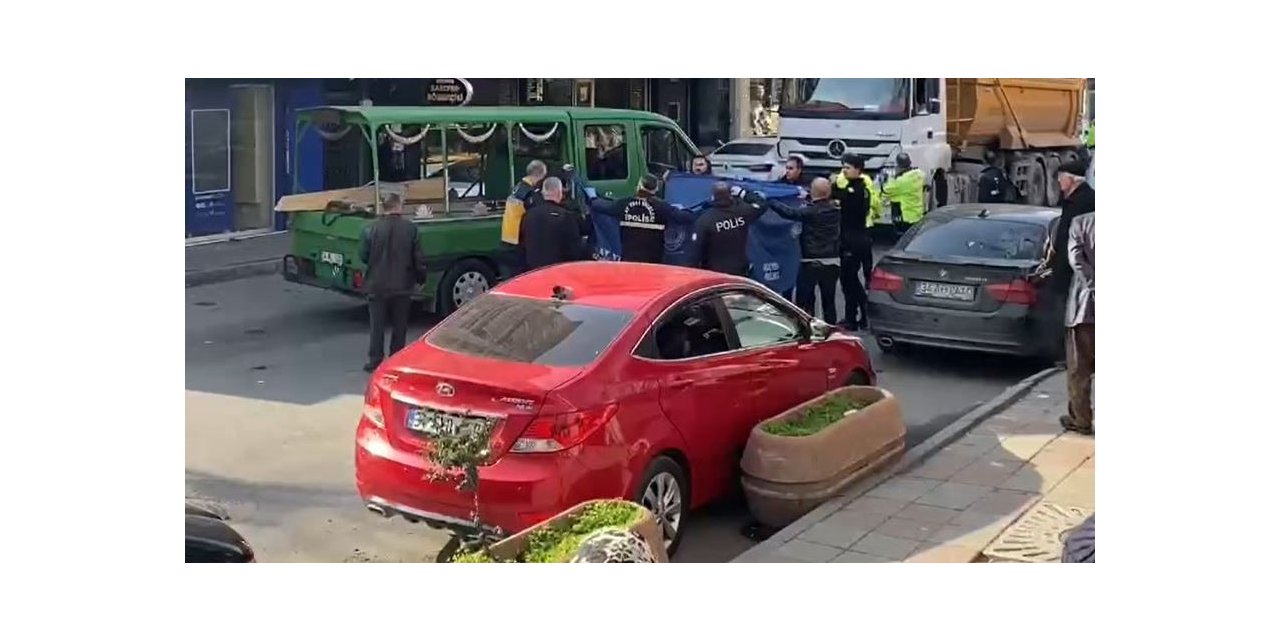 BAĞCILAR’DA YAŞLI ADAM KAMYONUN ALTINDA KALARAK HAYATINI KAYBETTİ