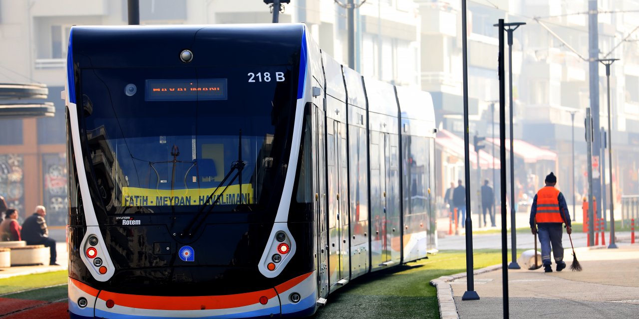 ANTALYA BÜYÜKŞEHİR’İN TOPLU ULAŞIM ARAÇLARI, 15 TEMMUZ’DA ÜCRETSİZ