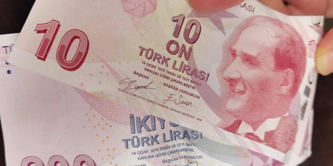YENİ 10 VE 200 TL’LİK BANKNOTLAR GELİYOR