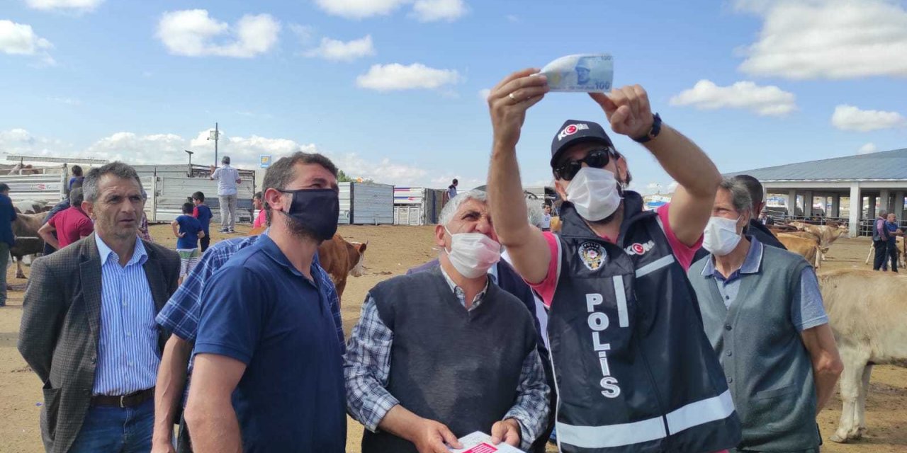 KARS POLİSİ KURBAN SATICILARINA SAHTE PARAYI ANLATTI
