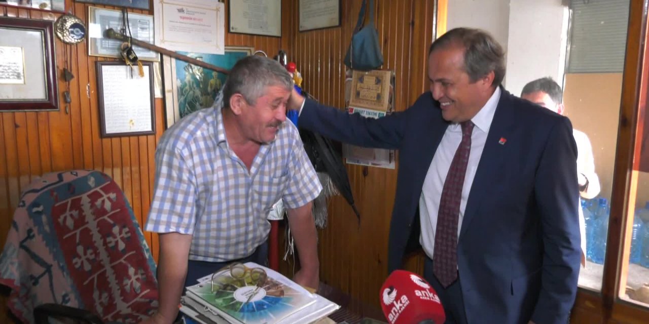 CHP’Lİ SEYİT TORUN’UN DİNLEDİĞİ ORDULU YURTTAŞ: “BUNLARIN EVLATLARI PARAYI VURUYORLAR, BENİM ÇOCUKLAR ASGARİÜCRET”