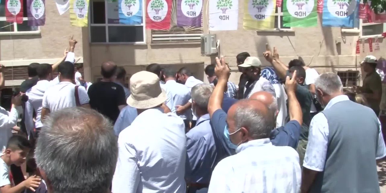 HDP’Lİ BULDAN: "AKP İLE MASAYA OTURACAK TEK BİR KÜRT YOKTUR"