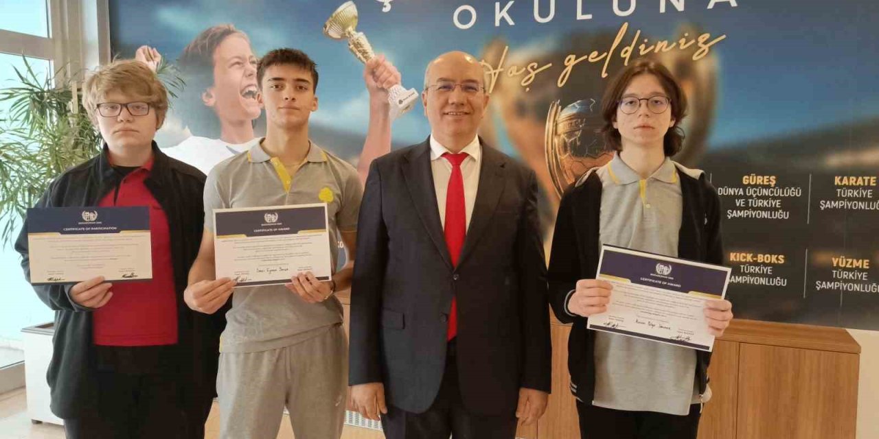 İHLAS KOLEJİ ÖĞRENCİLERİ MODEL BİRLEŞMİŞ MİLLETLER KONFERANSINDAN ÖDÜLLE DÖNDÜ
