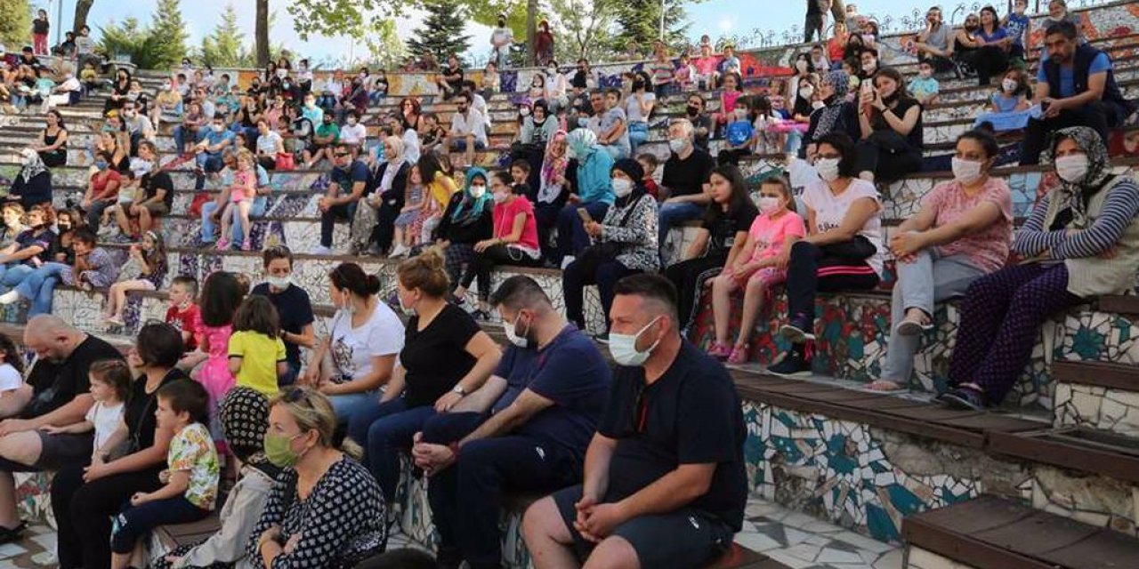 ODUNPAZARI'NDA “AKŞAMLAR BİRLİKTE GÜZEL”LEŞMEYE DEVAM EDİYOR
