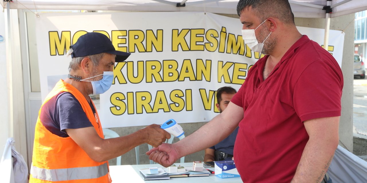 KÜÇÜKÇEKMECE KURBAN SATIŞ ALANI BAYRAMA HAZIR