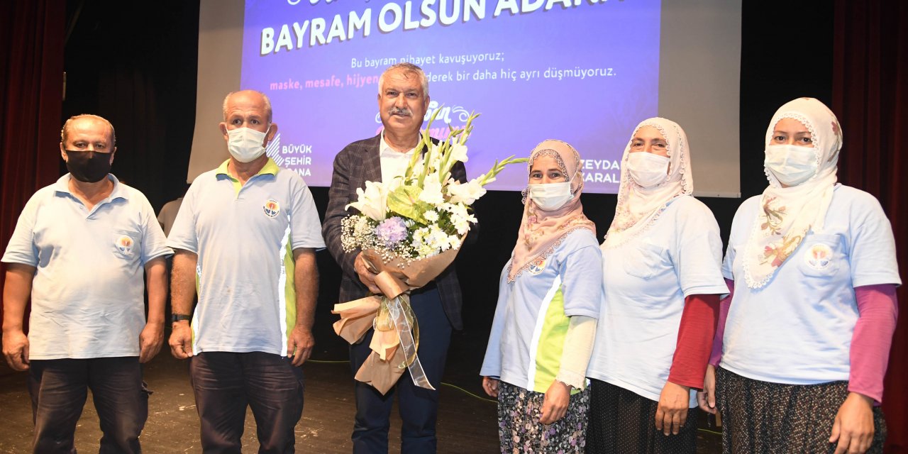 ZEYDAN KARALAR ÇALIŞANLARLA BAYRAMLAŞTI, İKRAMİYE MÜJDESİ VERDİ