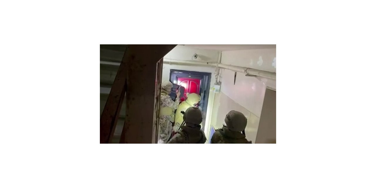 KÜÇÜKÇEKMECE’DE İKİ AYRI İŞ YERİNE SİLAHLI SALDIRI DÜZENLEYEN ŞAHISLAR YAKALANDI