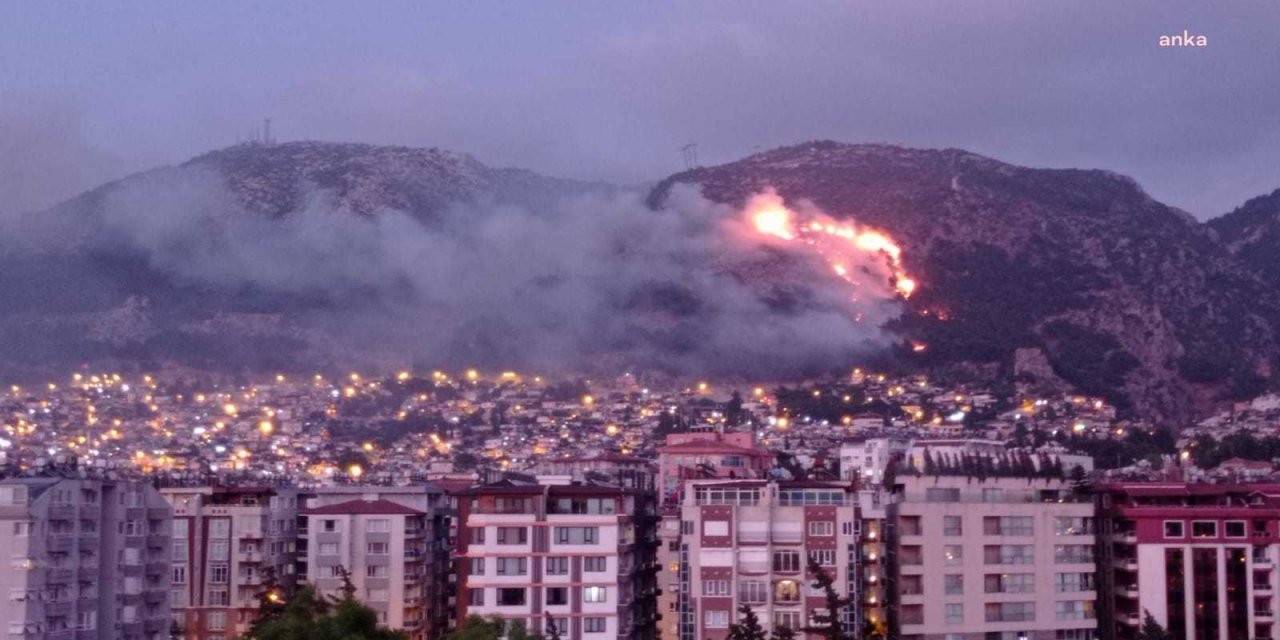 HATAY BÜYÜKŞEHİR BELEDİYESİİTFAİYESİNDEN ÖZVERİLİ MÜCADELE