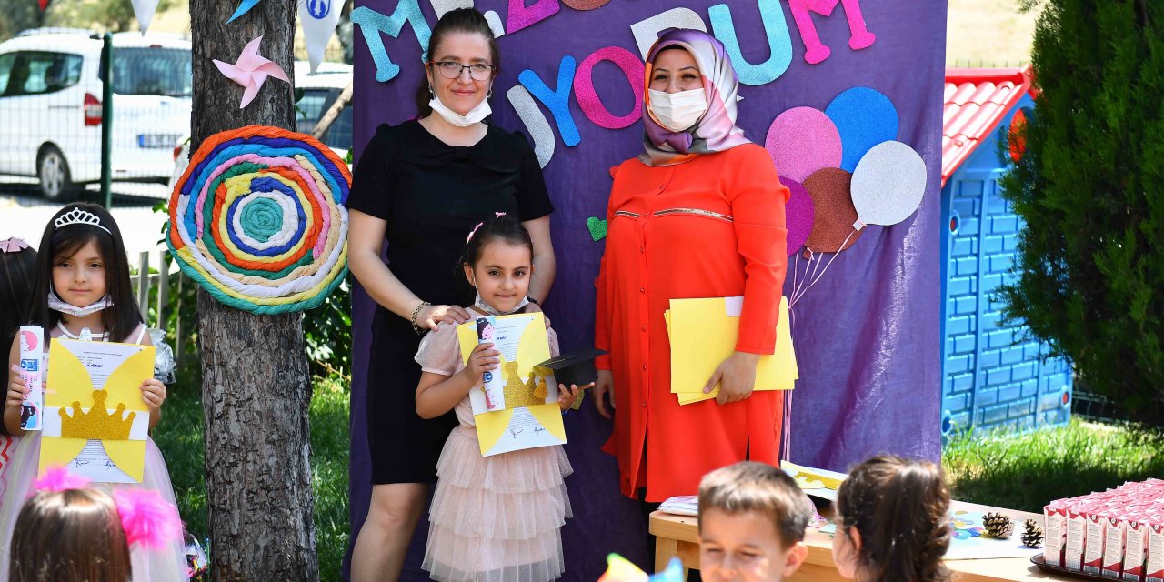 BATIKENT VE İŞÇİ BLOKLARI GÜNDÜZ ÇOCUK BAKIMEVLERİNDE KARNE HEYECANI