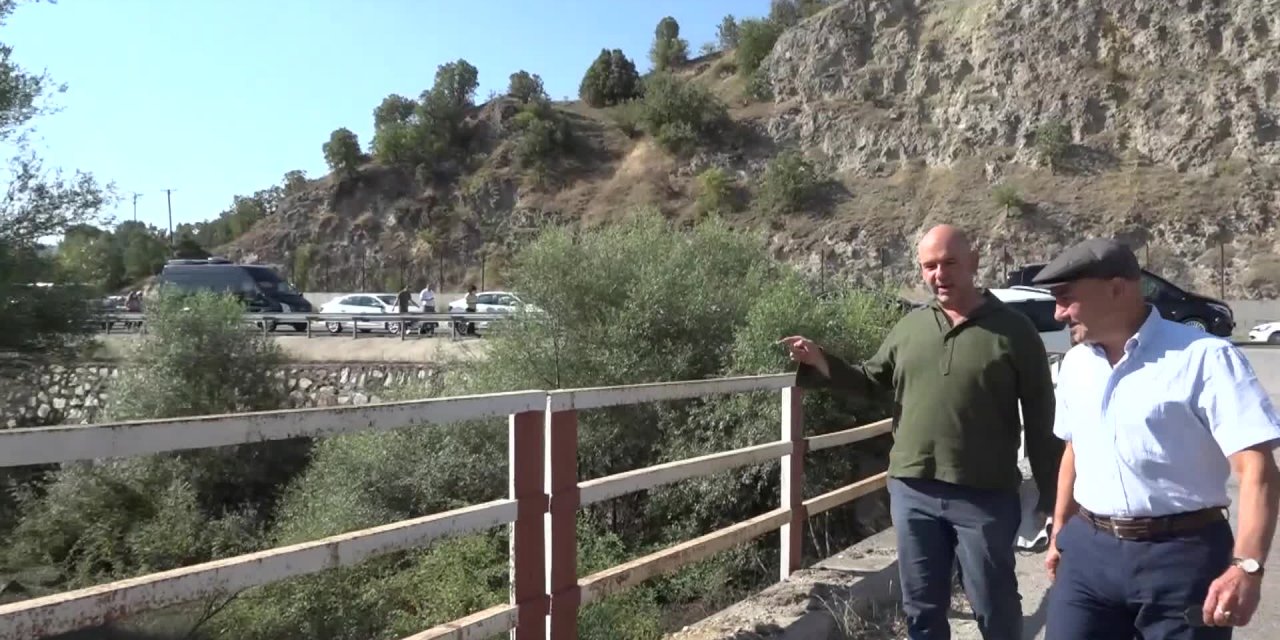 'TEMİZ GEDİZ TEMİZ KÖRFEZ' TURUNDA ÇARPIÇI GERÇEKLER... TUNÇ SOYER: "ELEKTRİK PARASI NEDENİYLE ARITMA SİSTEMLERİÇALIŞTIRILMIYOR"