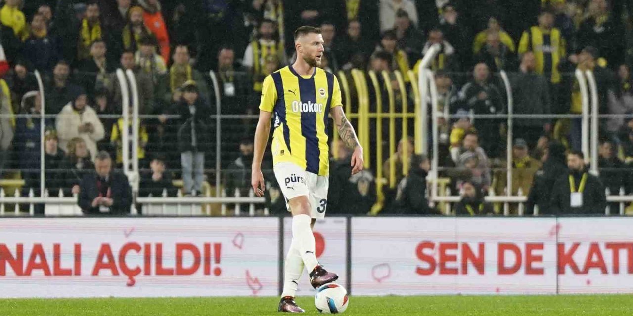 MİLAN SKRİNİAR, YENİ SİSTEMDE DEFANSIN SİGORTASI OLDU