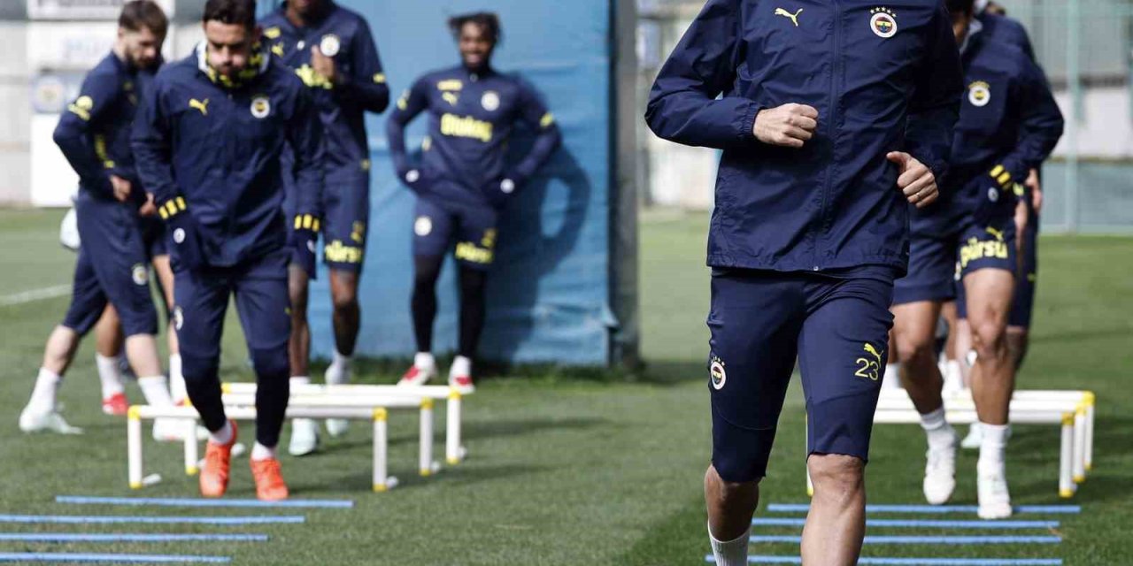 FENERBAHÇE’DE, RANGERS MAÇI HAZIRLIKLARI BAŞLADI
