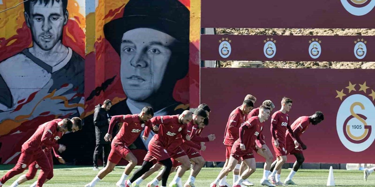 GALATASARAY’DA, ALANYASPOR MAÇI HAZIRLIKLARI DEVAM ETTİ