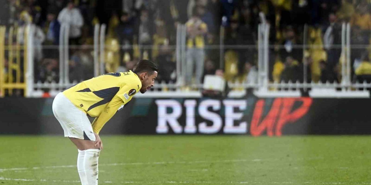 FENERBAHÇE’NİN 18 MAÇLIK YENİLMEZLİK SERİSİ SONA ERDİ