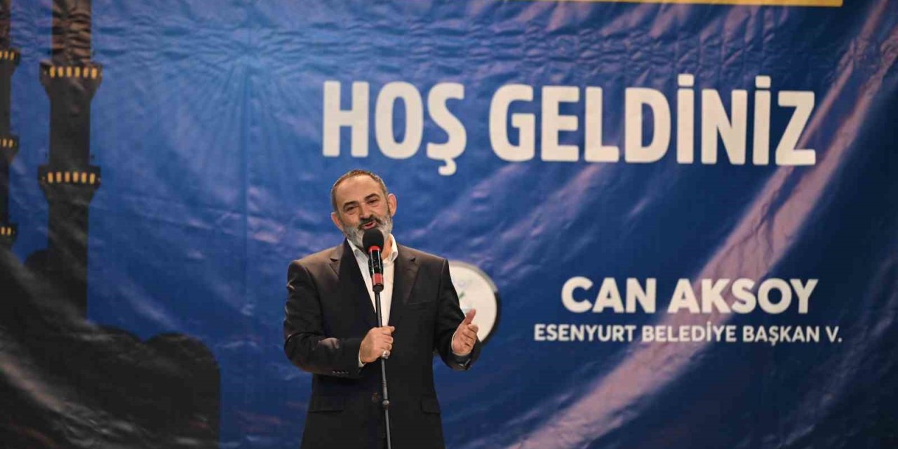 ESENYURT BELEDİYESİ’NİN RAMAZAN ETKİNLİKLERİNDE DURSUN ALİ ERZİNCANLI SEVENLERİYLE BULUŞTU