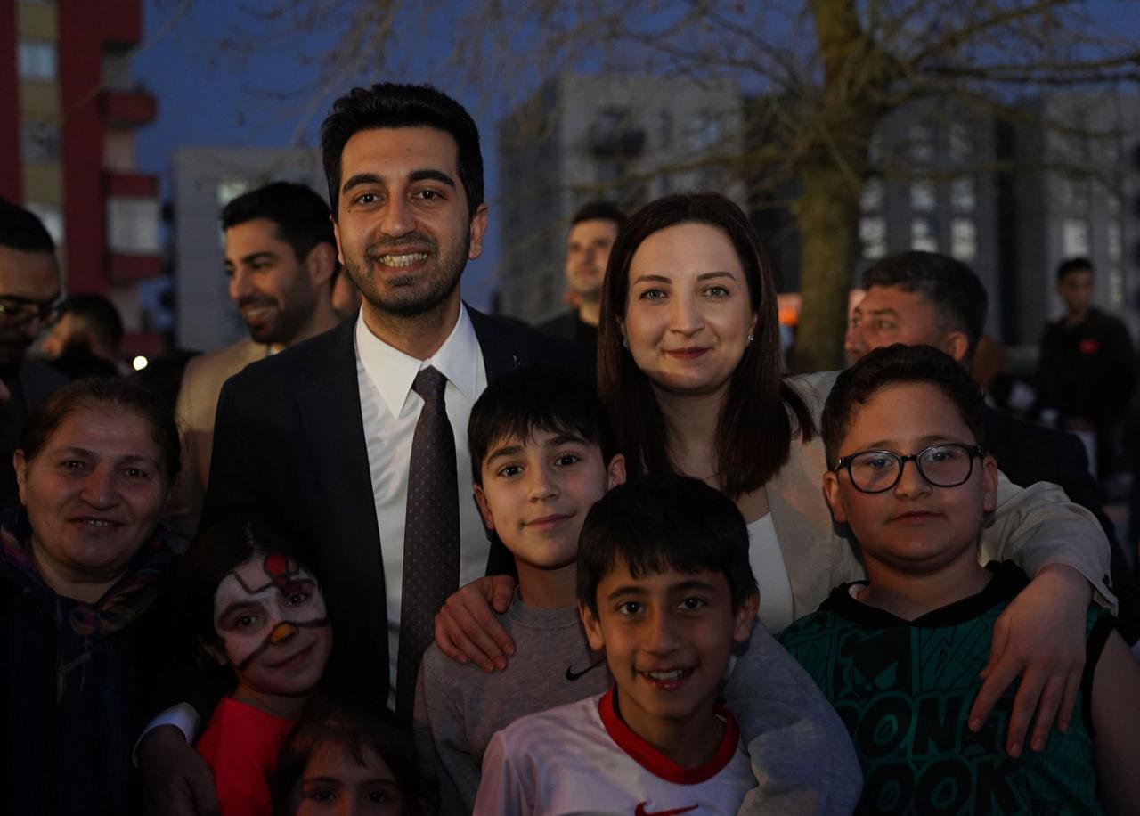 Aydınlı Mahallesi, 4 bin kişilik sokak iftarında bir araya geldi