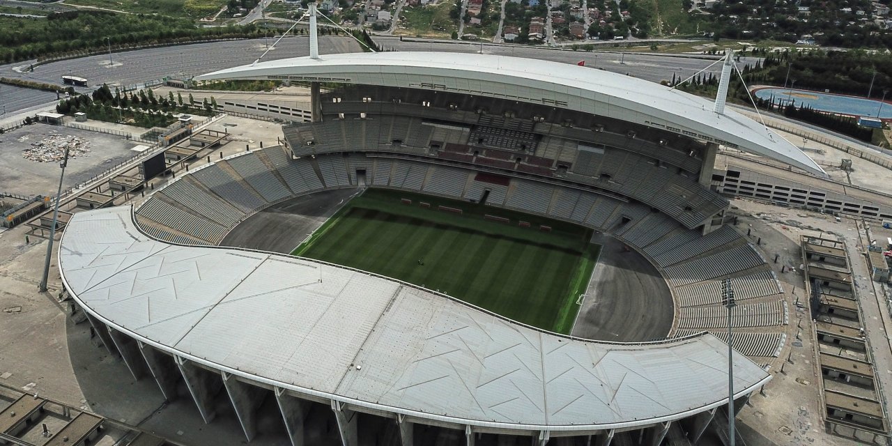 UEFA, 2023 ŞAMPİYONLAR LİGİ FİNALİNİN İSTANBUL'DA OYNANACAĞINI DUYURDU