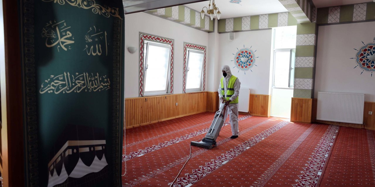 YENİMAHALLE’DE BAYRAM TEMİZLİĞİ BAŞLADI