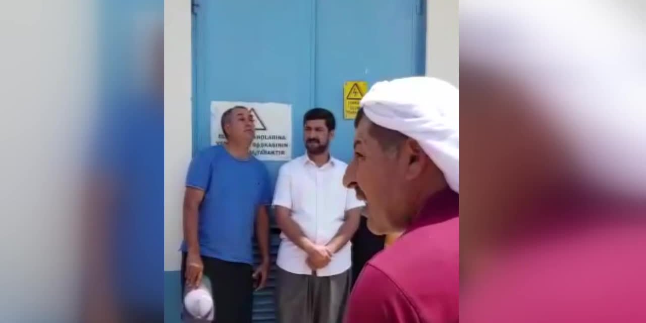 KARAKEÇİLİLER, ELEKTRİK KESİNTİLERİNE KARŞI TRAFONUN KAPISINA KİLİT VURDULAR