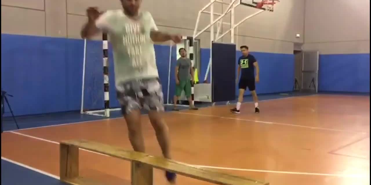 TİCARET BAKANLIĞI KOMANDO SINAVIYLA HUKUK, ULUSLARARASI İLİŞKİLER MEZUNLARINDAN GÜMRÜK MUHAFAZA MEMURU SEÇECEK