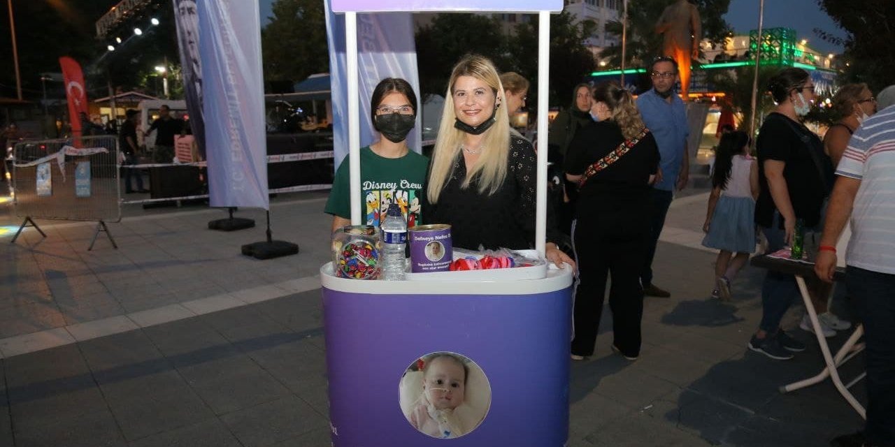 EDREMİT BELEDİYESİ’NDEN SMA HASTASI DEFNE BEBEK İÇİN KONSER