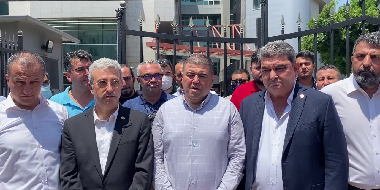 MERSİN’DE GÖZALTINA ALINAN CHP İLÇE BAŞKANI TUNCER SERBEST KALDI. TUNCER: “NEZAKET DEMEK SUÇ OLDU"