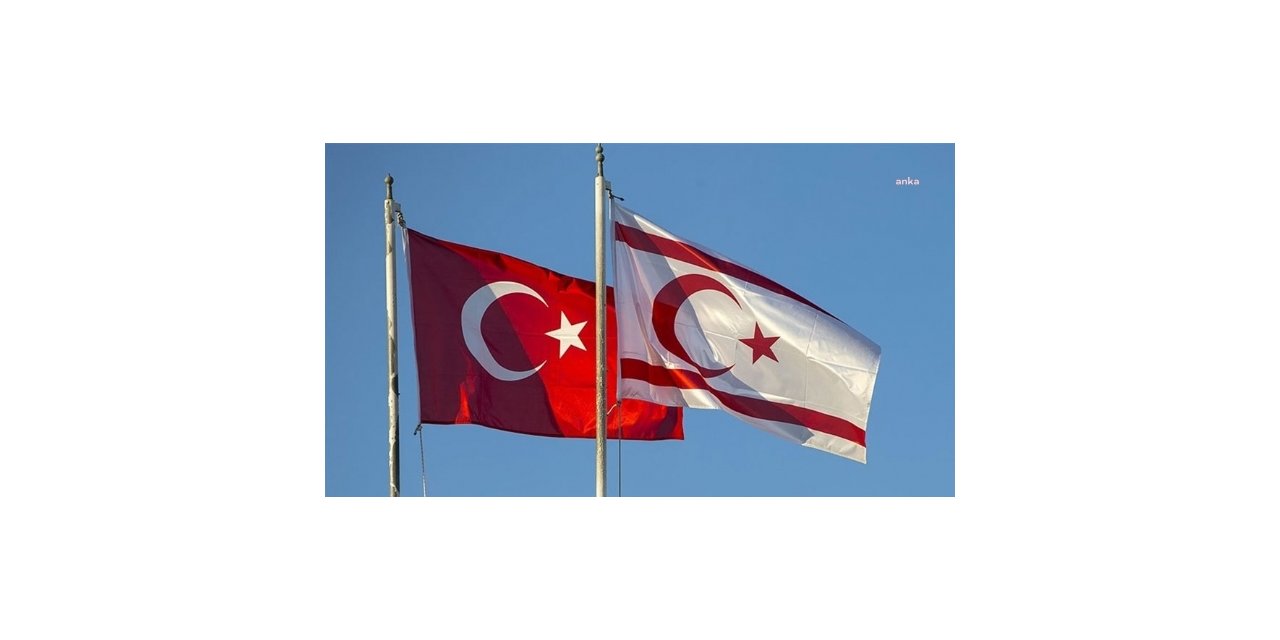 DEVLET ERKANI VE SİYASİ PARTİ YÖNETİCİLERİ KIBRIS BARIŞ HAREKATI’NIN 47. YIL DÖNÜMÜNÜ KUTLADI