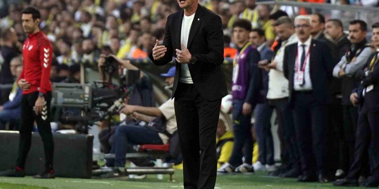 SOLSKJAER, GALİBİYET SAYILARINDA MOURİNHO’YU GEÇTİ