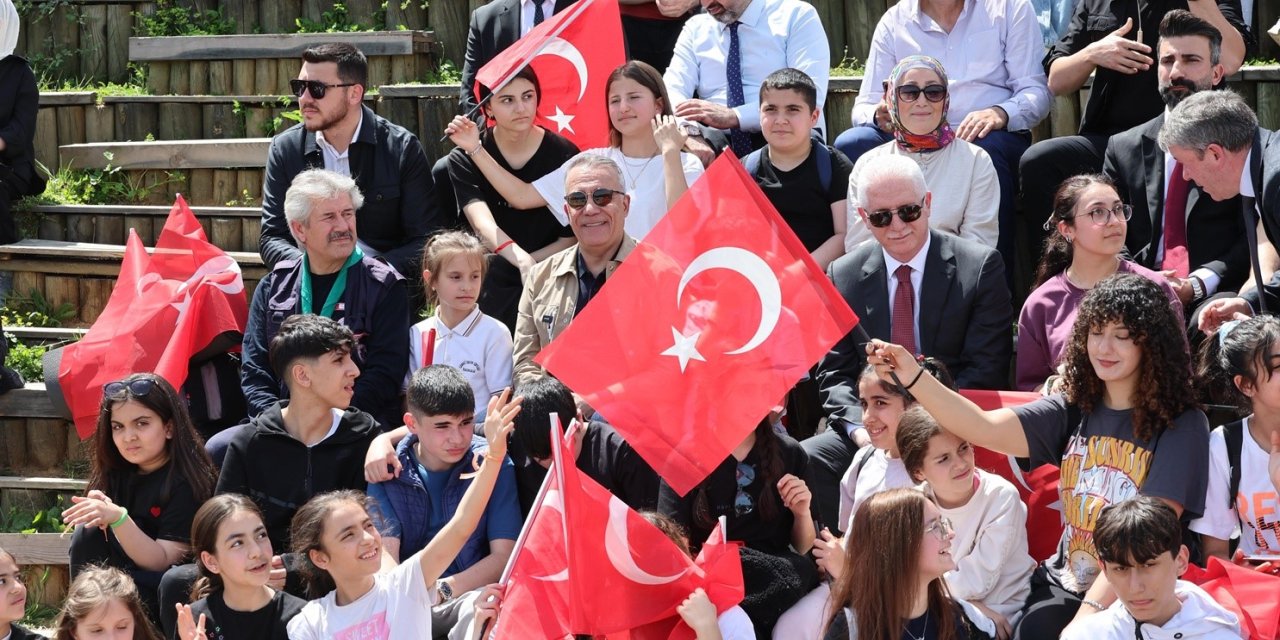 SULTANGAZİ’DE SPOR ŞENLİĞİ DÜZENLENDİ