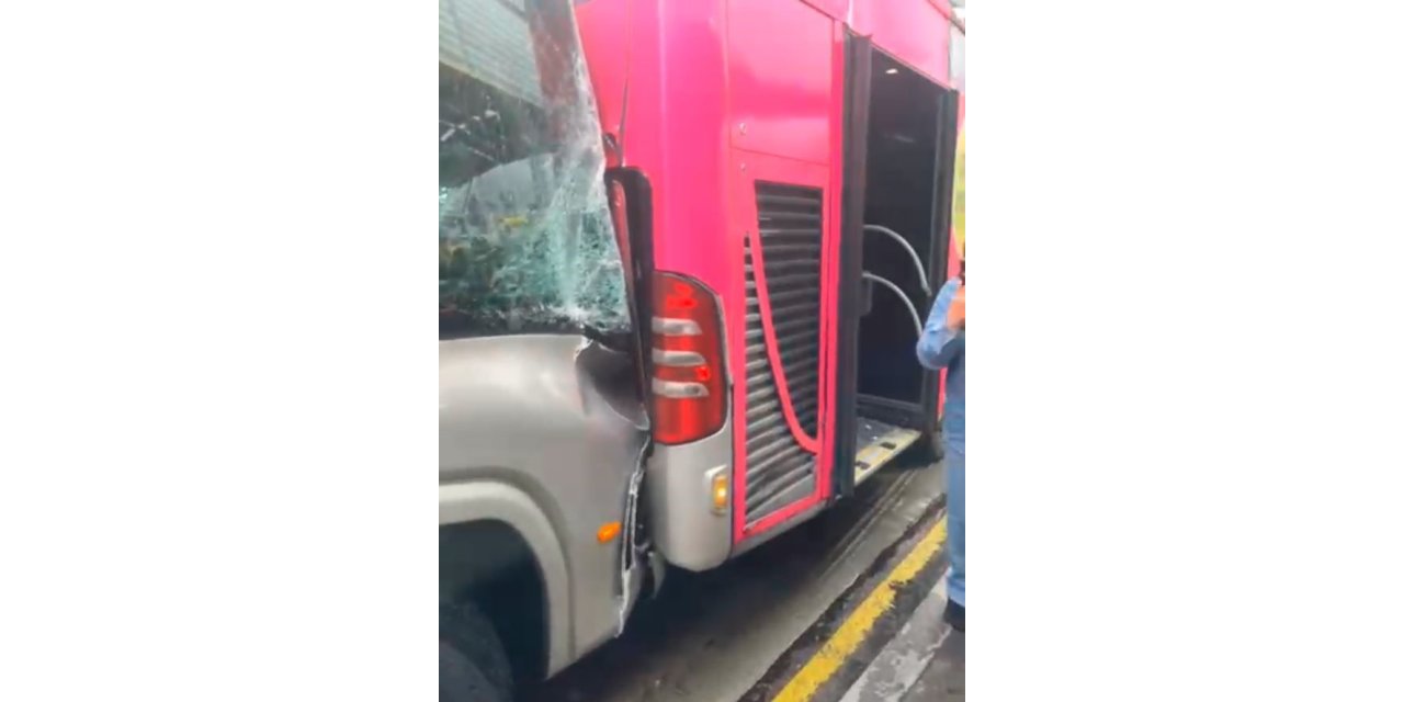 BEYLİKDÜZÜ’NDE METROBÜS KAZASI: 2’Sİ AĞIR 14 YARALI