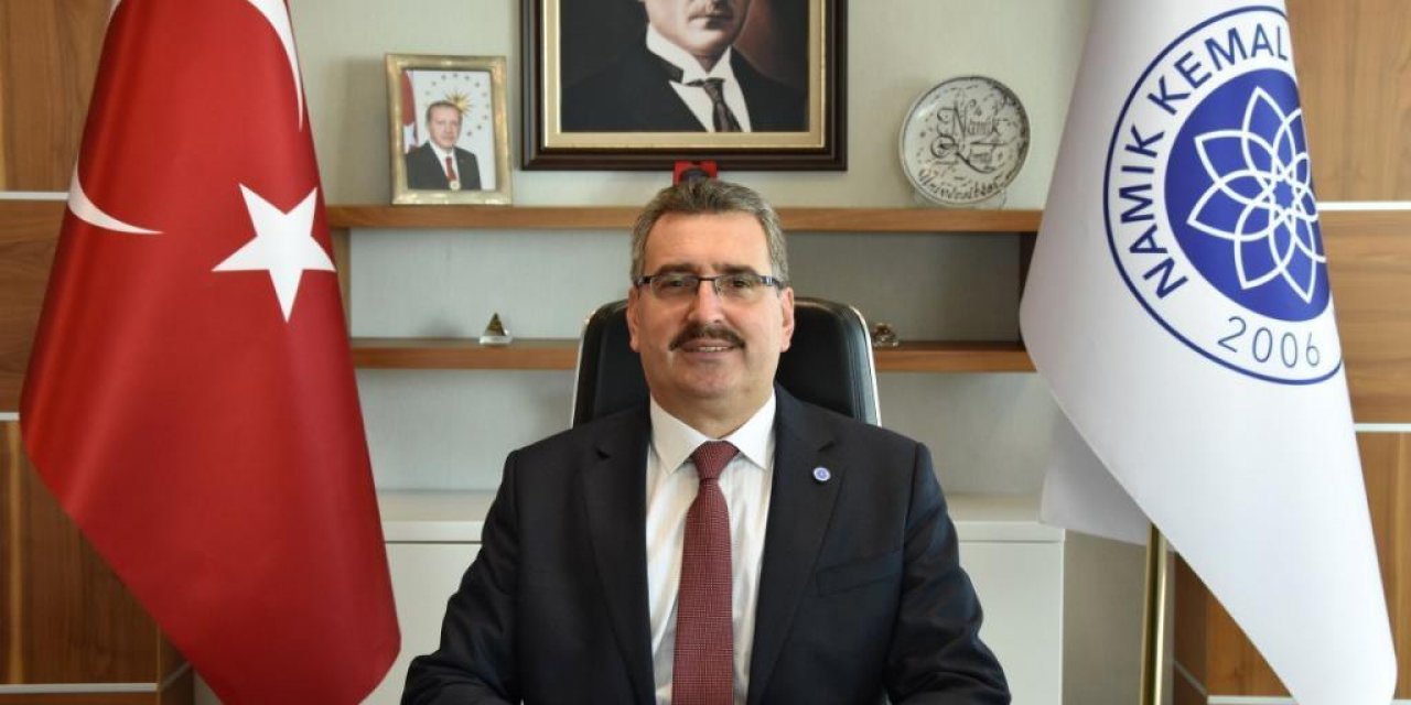 TBMM BAŞKANI MUSTAFA ŞENTOP'UN KONVOYUNDA KAZA: REKTÖR MÜMİN ŞAHİN VE İKİ GÖREVLİ HAFİF YARALANDI