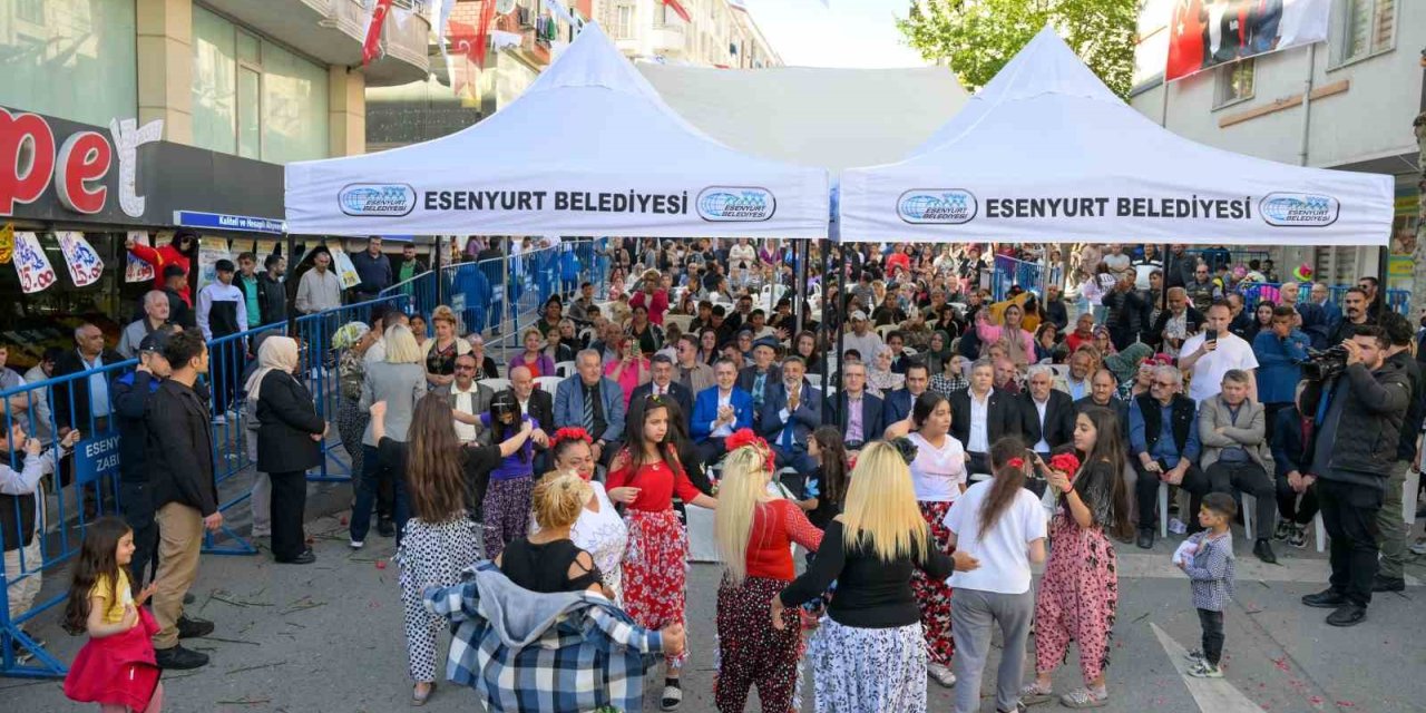 ESENYURT’TA HIDIRELLEZ COŞKUYLA KUTLANDI