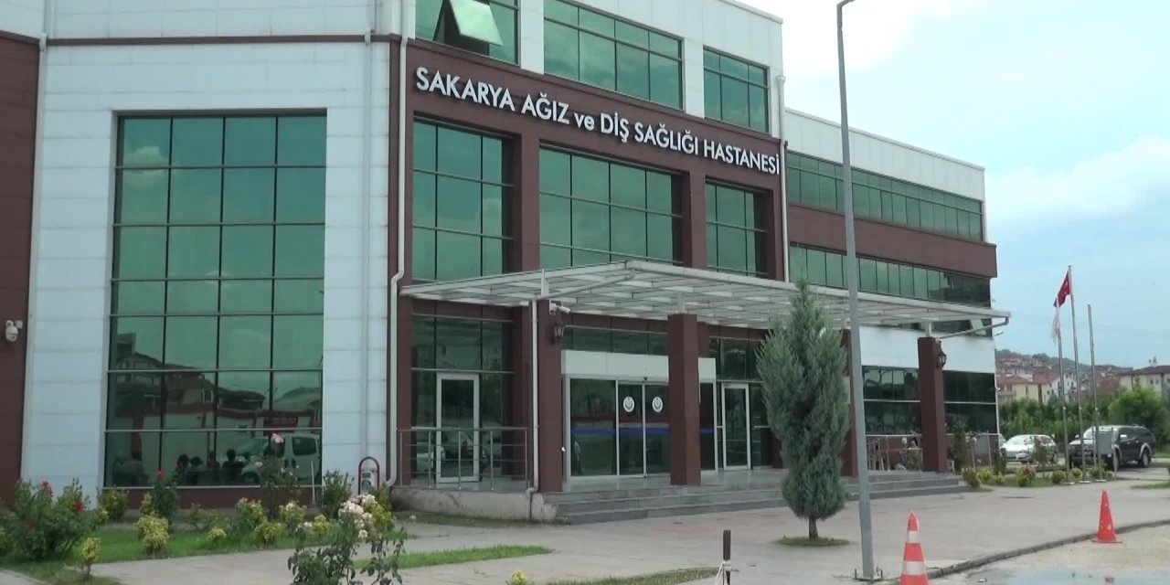 YURT DIŞINA ÇIKACAKLARIN PCR TESTİ KUYRUĞU