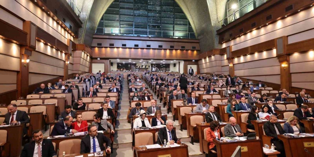İSTANBUL’DA SUYA YÜZDE 10 ORANINDA ZAM YAPILDI