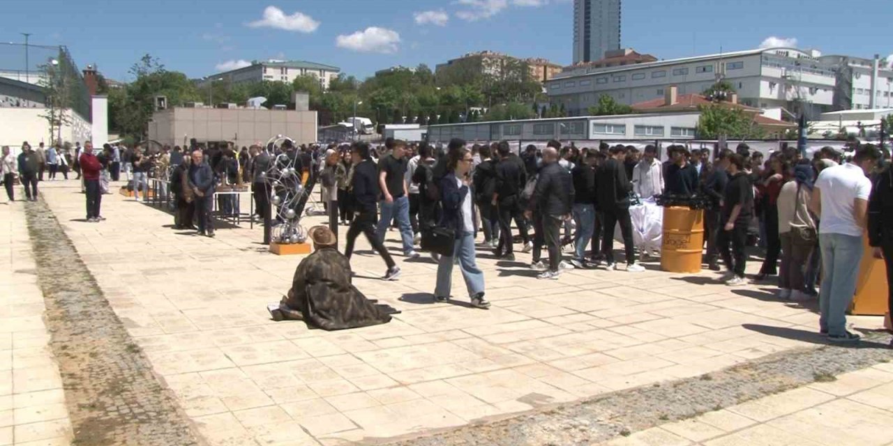ÜÇ GÜNLÜK SANAT MARATONU: SATMER FESTİVALİ KAPILARINI AÇTI