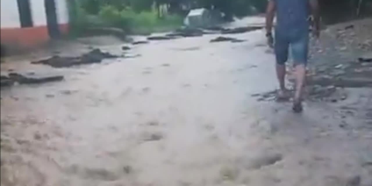 RİZE VALİSİ KEMAL ÇEBER’DEN SEL AÇIKLAMASI: “İKİ KÖYÜ BOŞALTTIK”