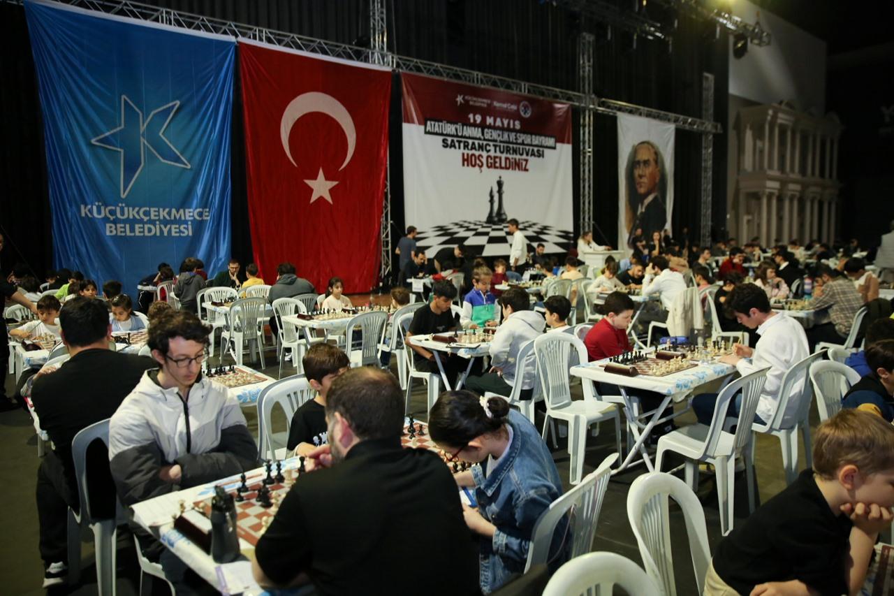 19 MAYIS ATATÜRK'Ü ANMA, GENÇLİK VE SPOR BAYRAMI SATRANÇ TURNUVASI DÜZENLENDİ