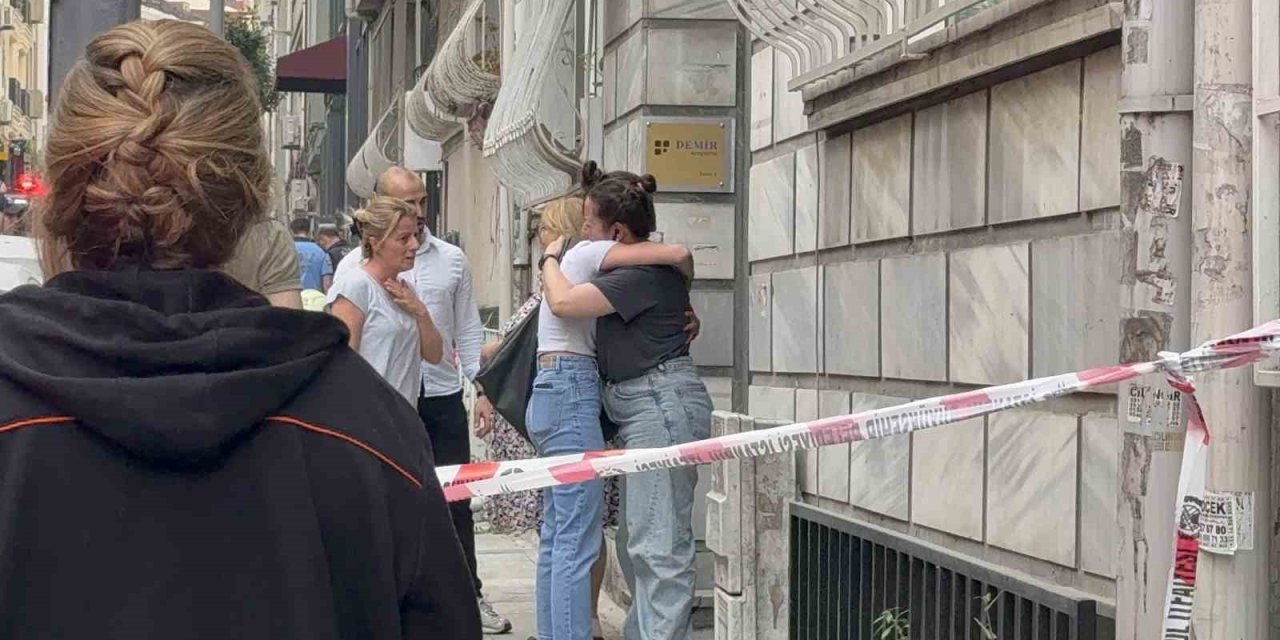 ŞİŞLİ’DE APARTMAN DAİRESİNDE YANGIN: YAŞLI KADIN HAYATINI KAYBETTİ