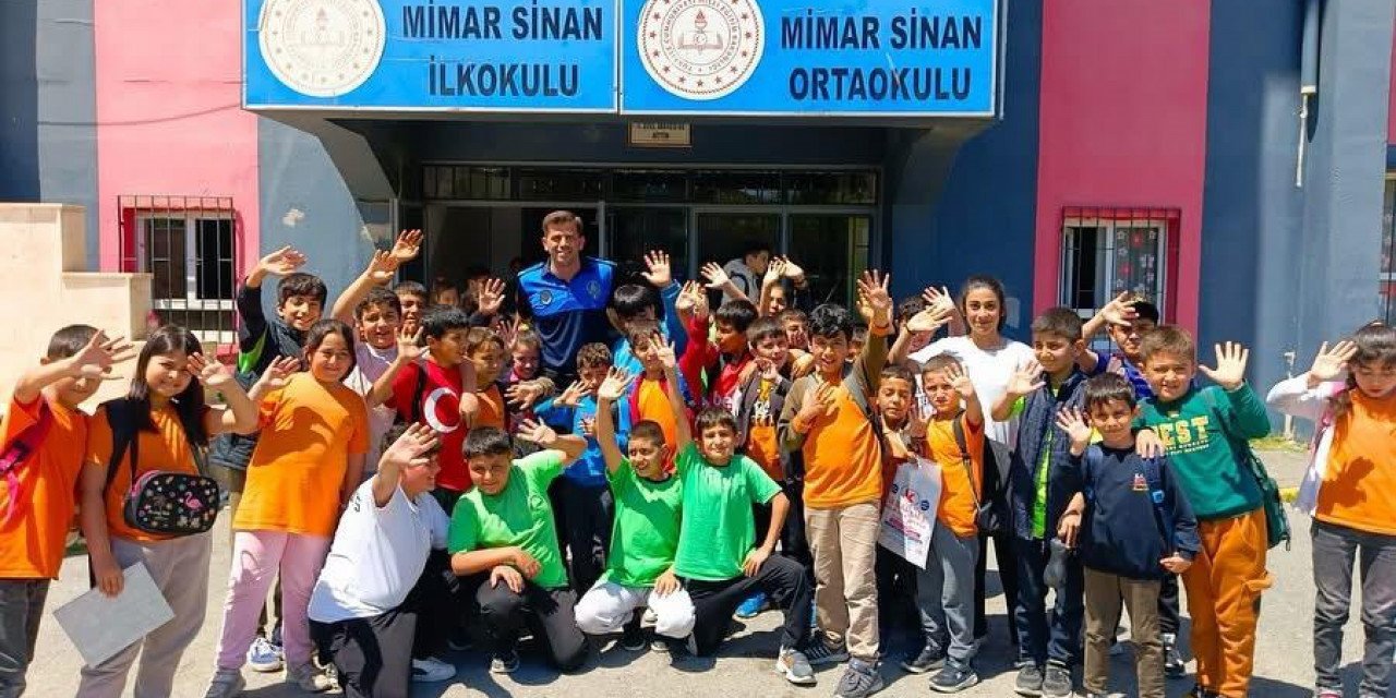 GENÇ TÜKETİCİLER ZABITA EKİPLERİ TARAFINDAN BİLİNÇLENDİRİLİYOR